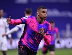 AYX-内马尔回归赛场，惊险取胜首场状态亮眼，尤文图斯观众沸腾！的简单介绍