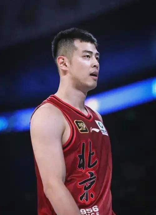 爱游戏体育-北京首钢今夜造点机会,志在NBA常规赛名次提升,悬念犹存,训练强度明显提升的简单介绍