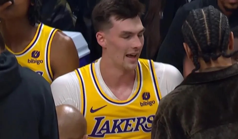 AYX-西亚卡姆新星回归赛场表现惊艳,勇士未来可期!的简单介绍