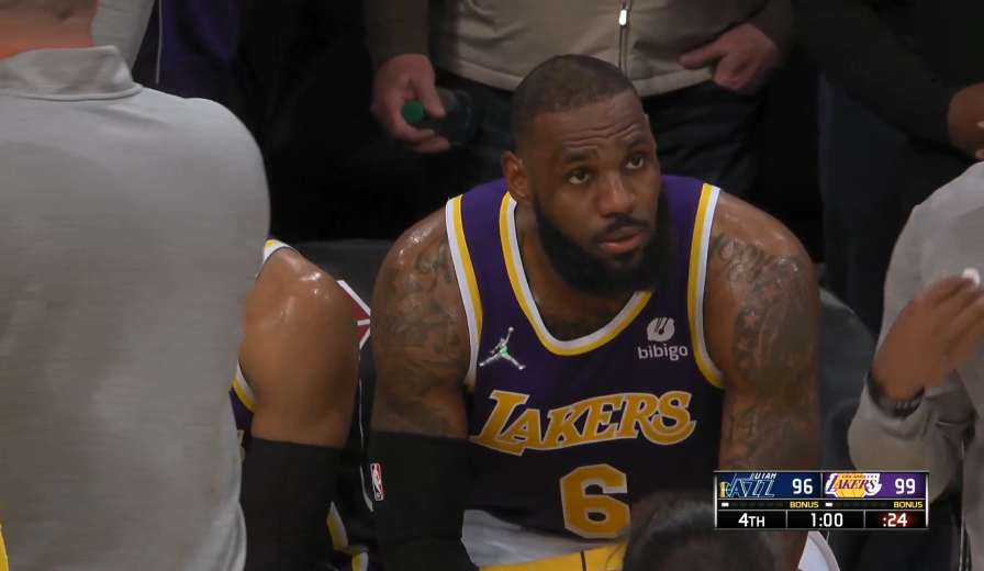 AYX-关于詹姆斯遭遇五连败，澳大利亚队教练面临压力！的信息